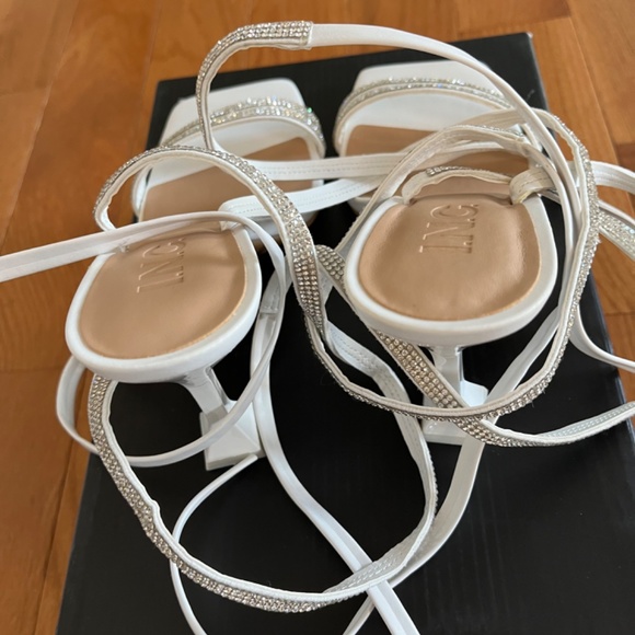 International Concepts (INC) White Lace Up Sandals - Picture 4 of 5